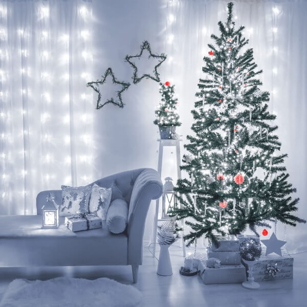 Ollny 300 LEDs 3m*3m Christmas Curtain Fairy Lights (Cool White, Clear Cable, USB Charged, 8 Modes)